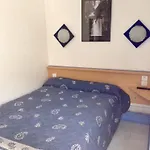 Du Stade Hotel 2*