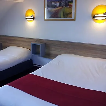 Du Stade 2*